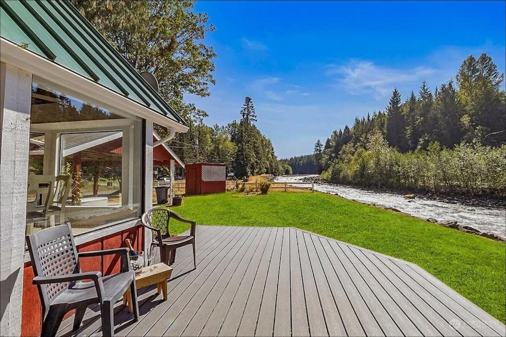 New: Steps From White River Near Mount Rainier National Park Greenwater Exterior foto